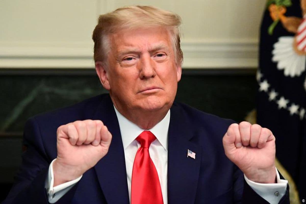 Trump 'Ngebet' Ubah Nama Bandara-Stasiun di AS Pakai Namanya